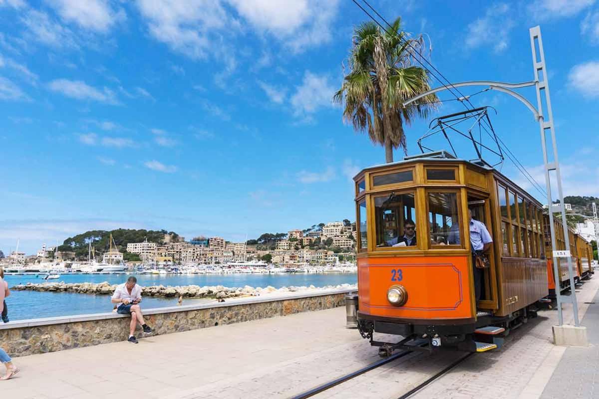 Hostal Doris - Adults Only Colonia de Sant Jordi Bagian luar foto