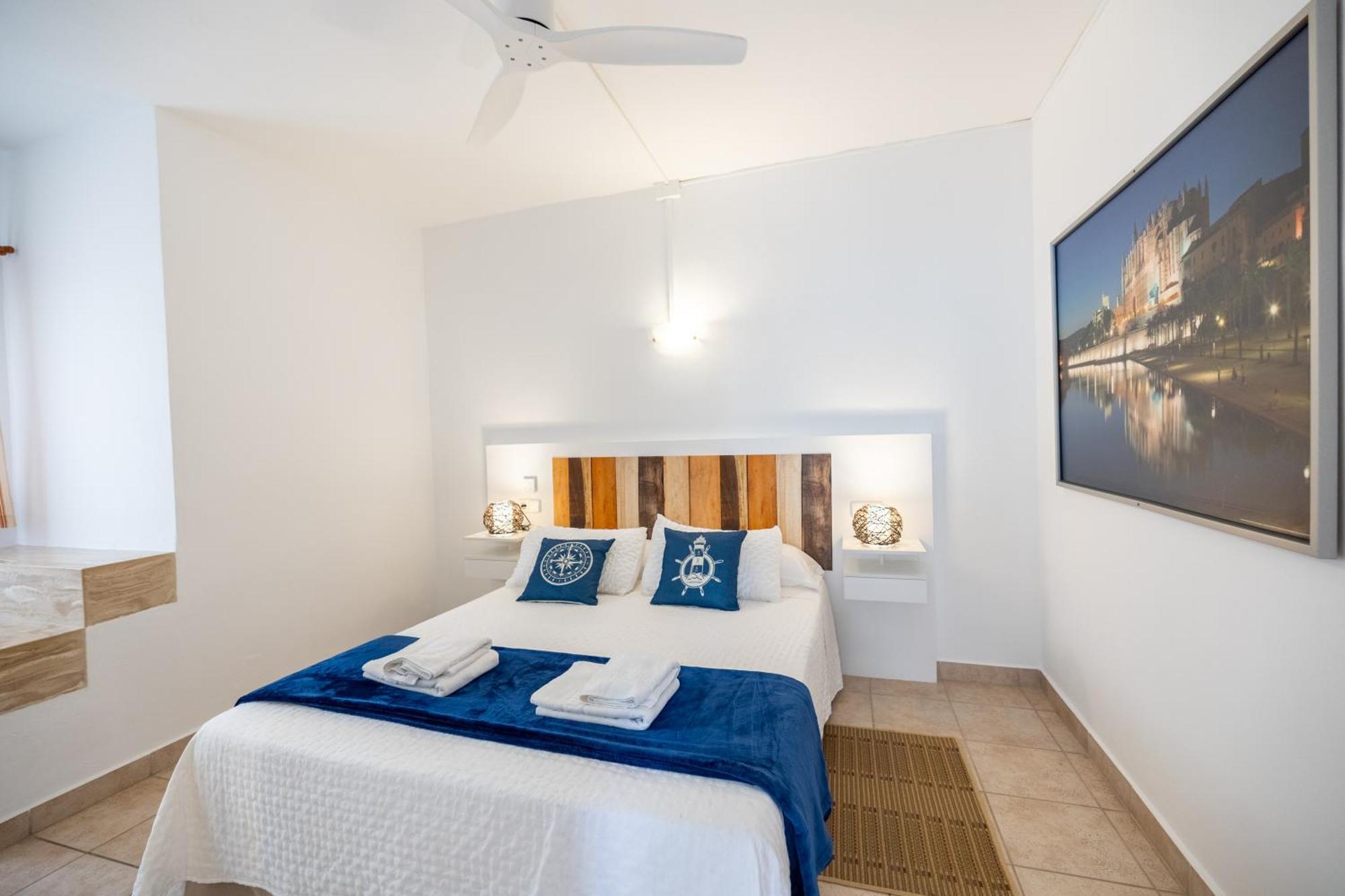 Hostal Doris - Adults Only Colonia de Sant Jordi Bagian luar foto