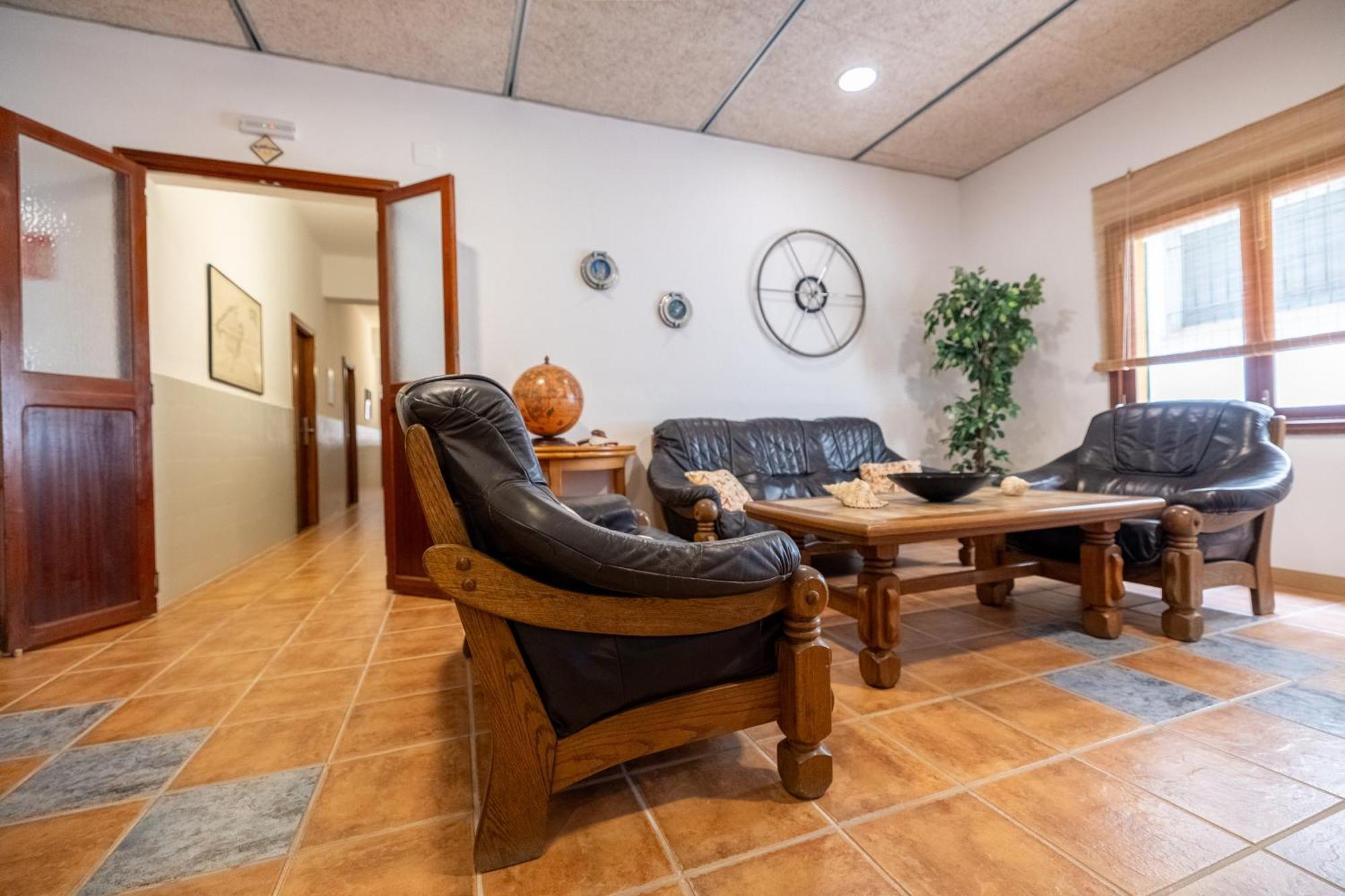 Hostal Doris - Adults Only Colonia de Sant Jordi Bagian luar foto