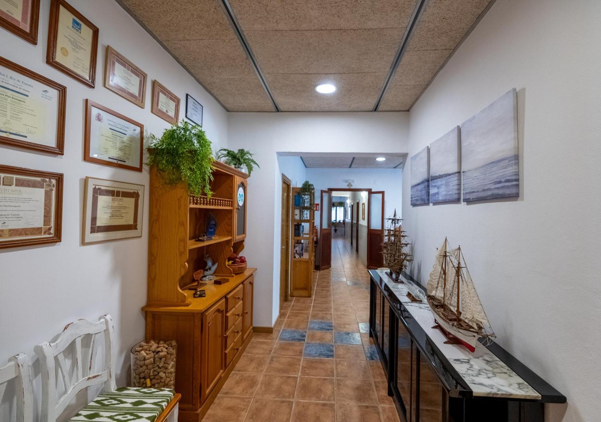 Hostal Doris - Adults Only Colonia de Sant Jordi Bagian luar foto