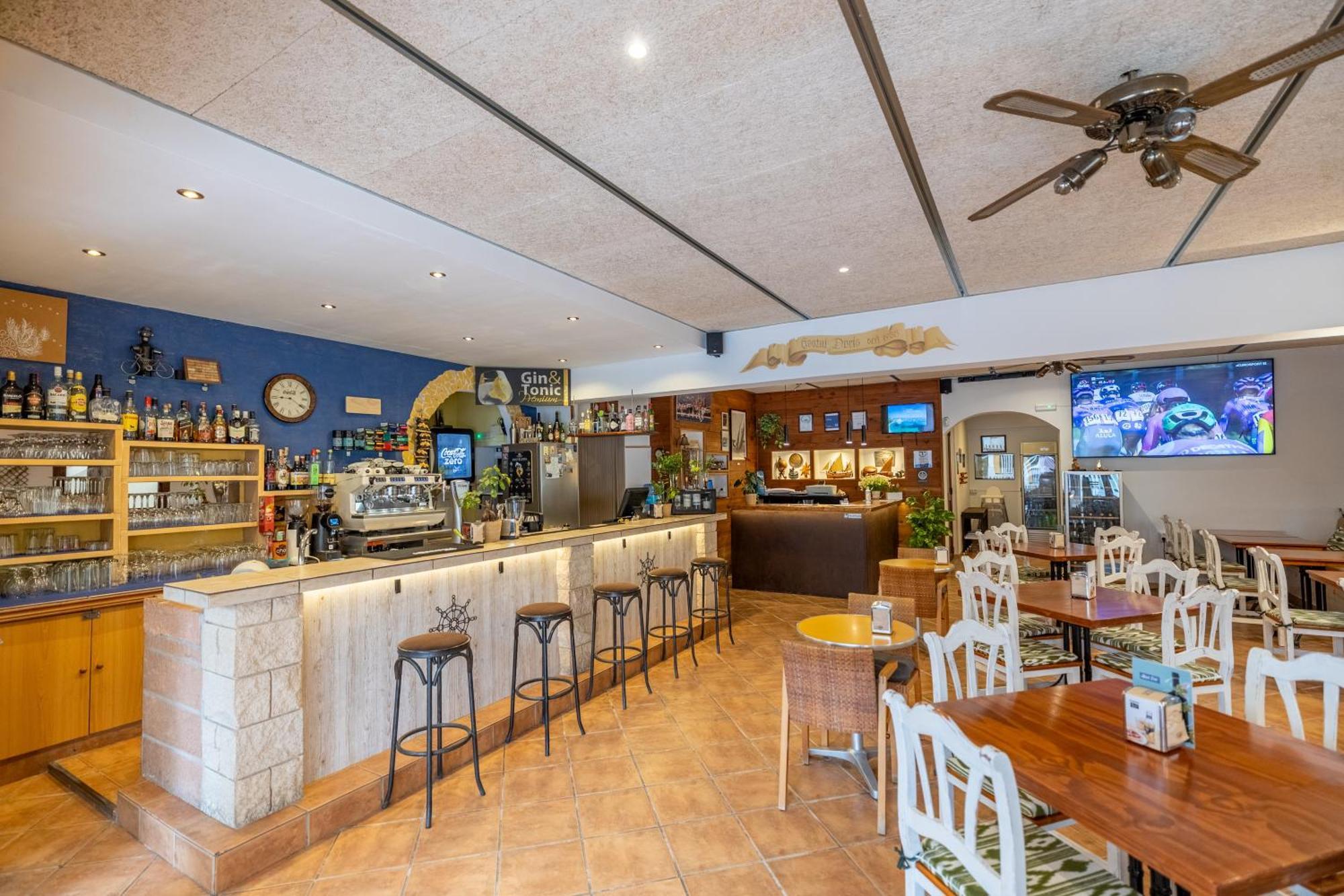 Hostal Doris - Adults Only Colonia de Sant Jordi Bagian luar foto